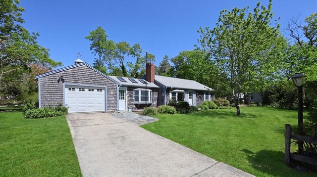 5 Weir Rd, Eastham, MA 02642