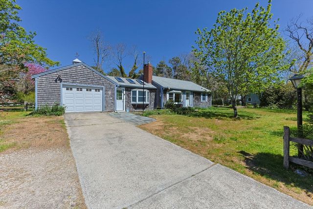 5 Weir Rd, Eastham, MA 02642