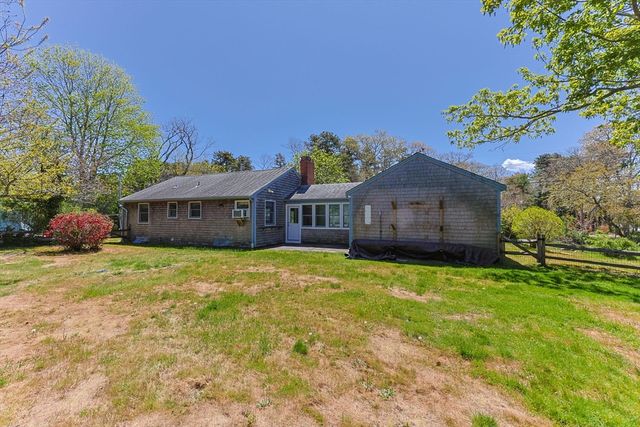 5 Weir Rd, Eastham, MA 02642