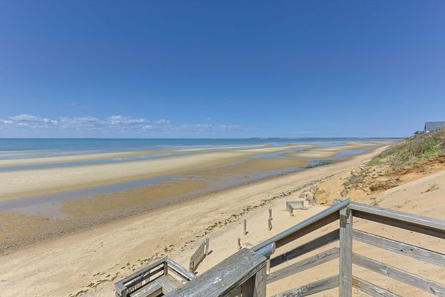 5 Weir Rd, Eastham, MA 02642