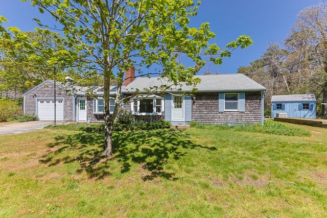 5 Weir Rd, Eastham, MA 02642