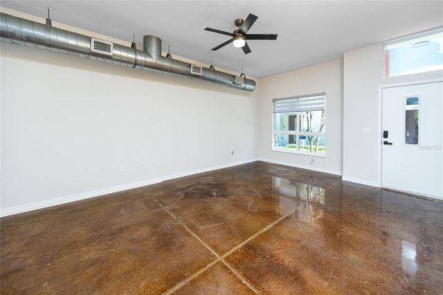 851 3RD AVE N, St Petersburg, FL 33701