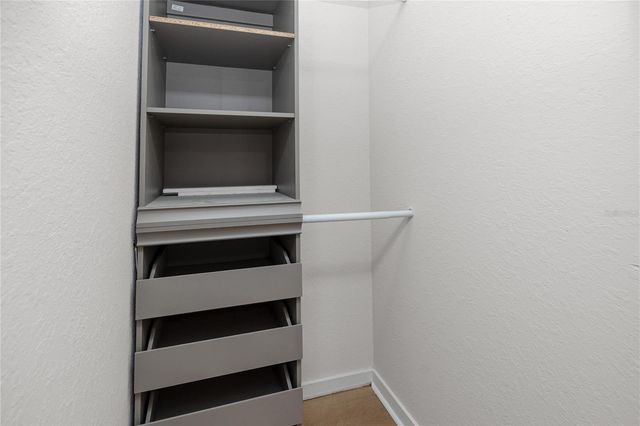 851 3RD AVE N, St Petersburg, FL 33701