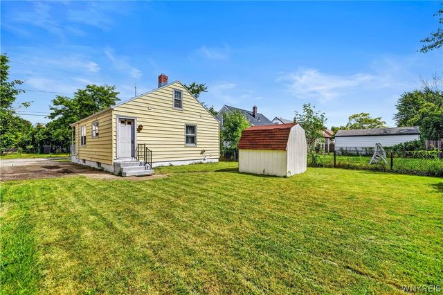3607 Ferry Avenue, Niagara Falls, NY 14301