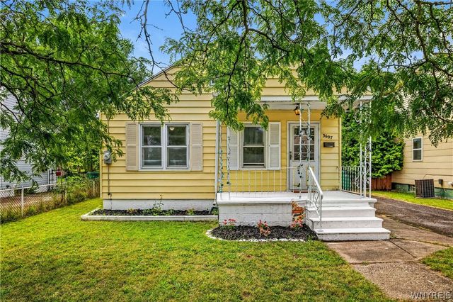 3607 Ferry Avenue, Niagara Falls, NY 14301