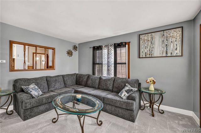 3607 Ferry Avenue, Niagara Falls, NY 14301