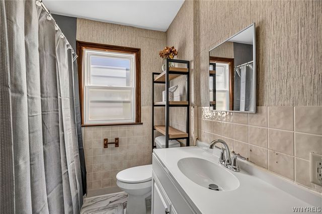 3607 Ferry Avenue, Niagara Falls, NY 14301