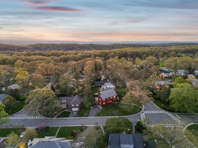 2 Overhill Rd, South Orange Village Twp., NJ 07079