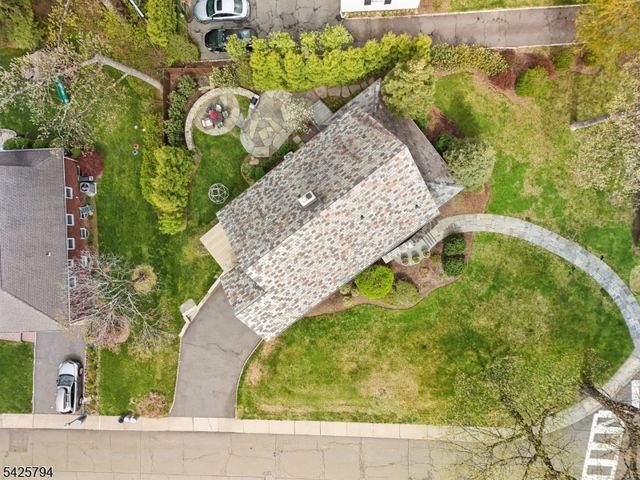 2 Overhill Rd, South Orange Village Twp., NJ 07079