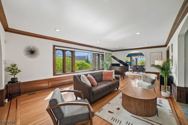 2 Overhill Rd, South Orange Village Twp., NJ 07079