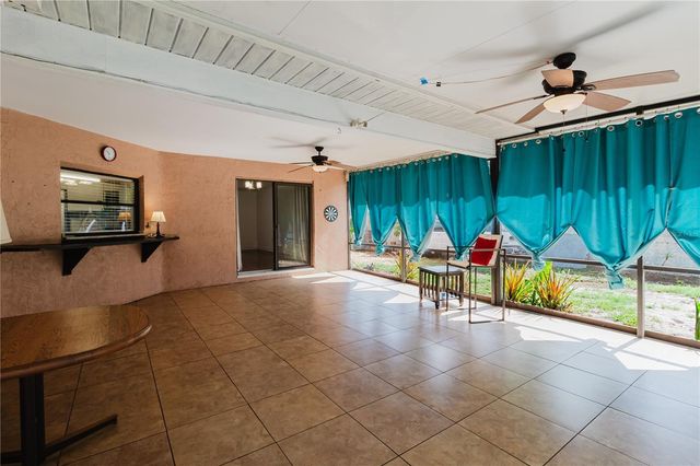 2276 TAMARRON TERRACE, Palm Harbor, FL 34683