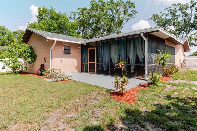 2276 TAMARRON TERRACE, Palm Harbor, FL 34683