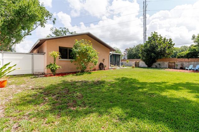 2276 TAMARRON TERRACE, Palm Harbor, FL 34683