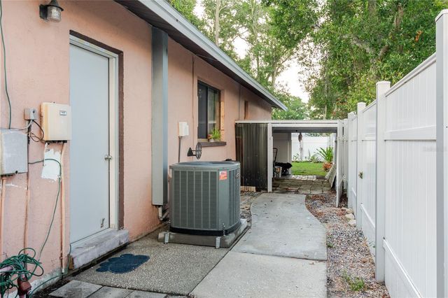 2276 TAMARRON TERRACE, Palm Harbor, FL 34683