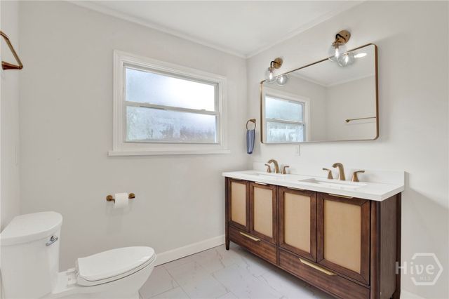 404 E 57th Street, Savannah, GA 31405