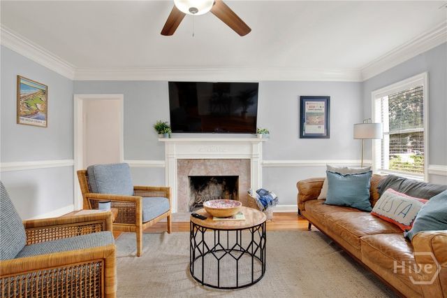 404 E 57th Street, Savannah, GA 31405