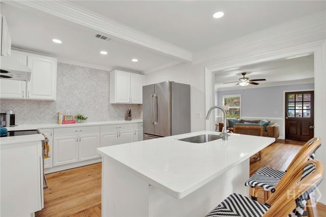 404 E 57th Street, Savannah, GA 31405