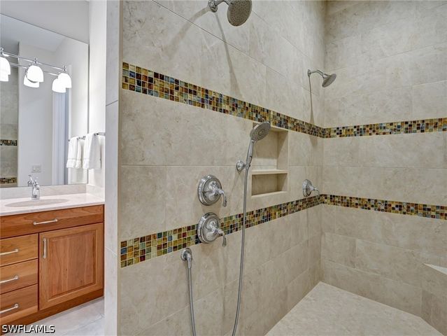 1065 Cottonwood CT, Marco Island, FL 34145