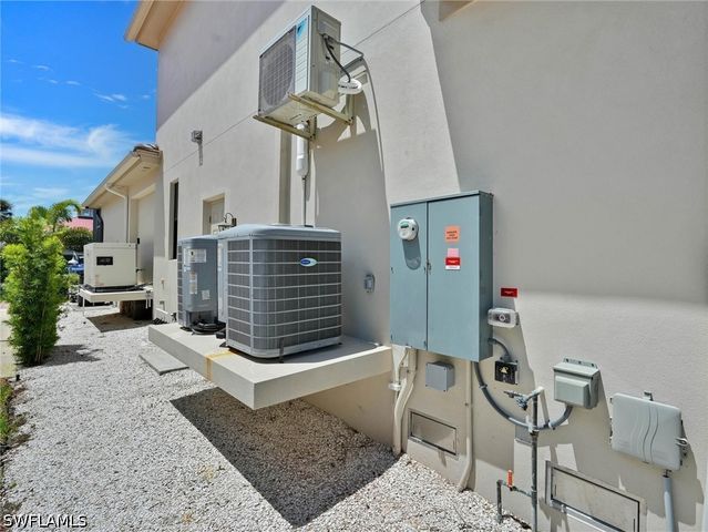 1065 Cottonwood CT, Marco Island, FL 34145