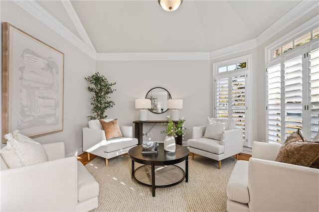 4319 Summit Oaks NE Lane, Roswell, GA 30075