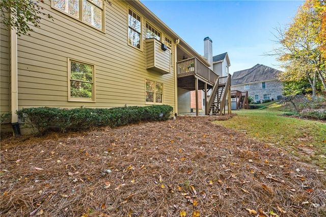 4319 Summit Oaks NE Lane, Roswell, GA 30075