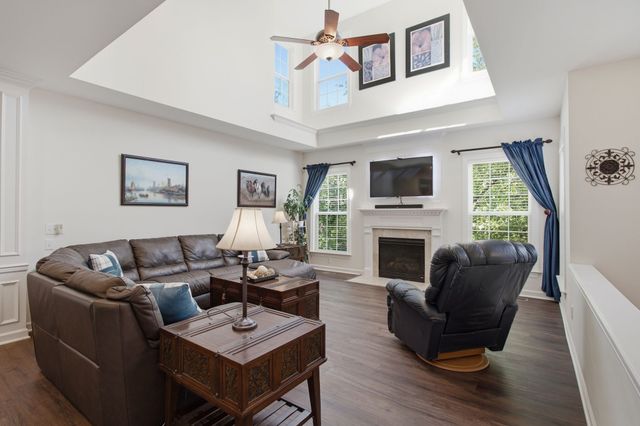 1122 Pin Oak Ln, Brentwood, TN 37027