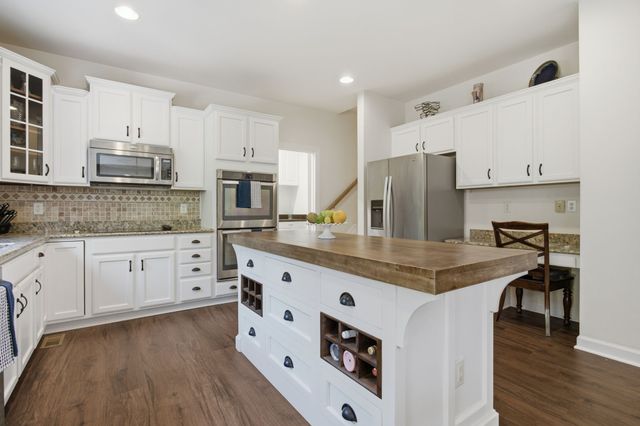 1122 Pin Oak Ln, Brentwood, TN 37027