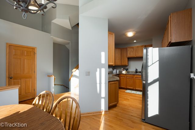 1121 River Bend Lane, Lisle, IL 60532