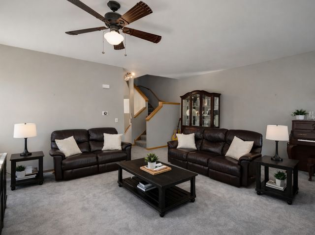 1121 River Bend Lane, Lisle, IL 60532