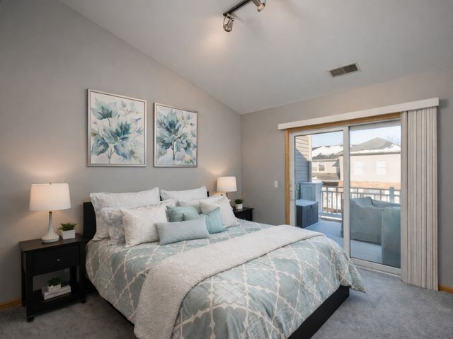 1121 River Bend Lane, Lisle, IL 60532