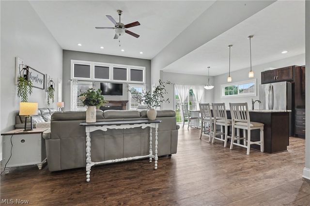 341 Alexis Lane, Canal Fulton, OH 44614