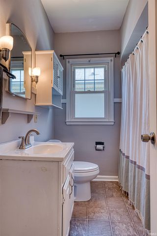 728 E Parkland Avenue, Evansville, IN 47711