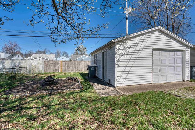728 E Parkland Avenue, Evansville, IN 47711