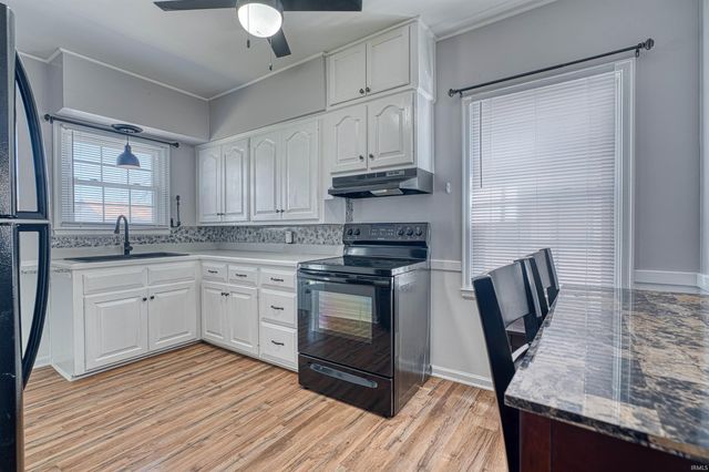 728 E Parkland Avenue, Evansville, IN 47711