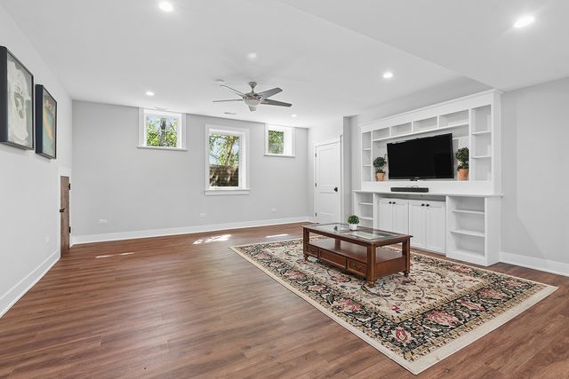 14633 Highland Avenue, Orland Park, IL 60462