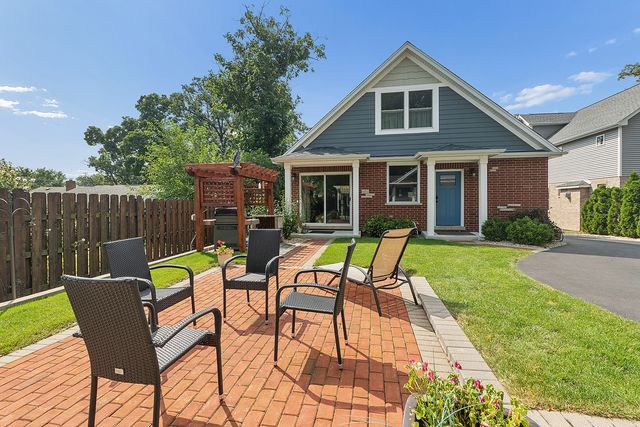 14633 Highland Avenue, Orland Park, IL 60462