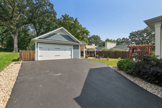 14633 Highland Avenue, Orland Park, IL 60462