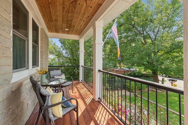 14633 Highland Avenue, Orland Park, IL 60462