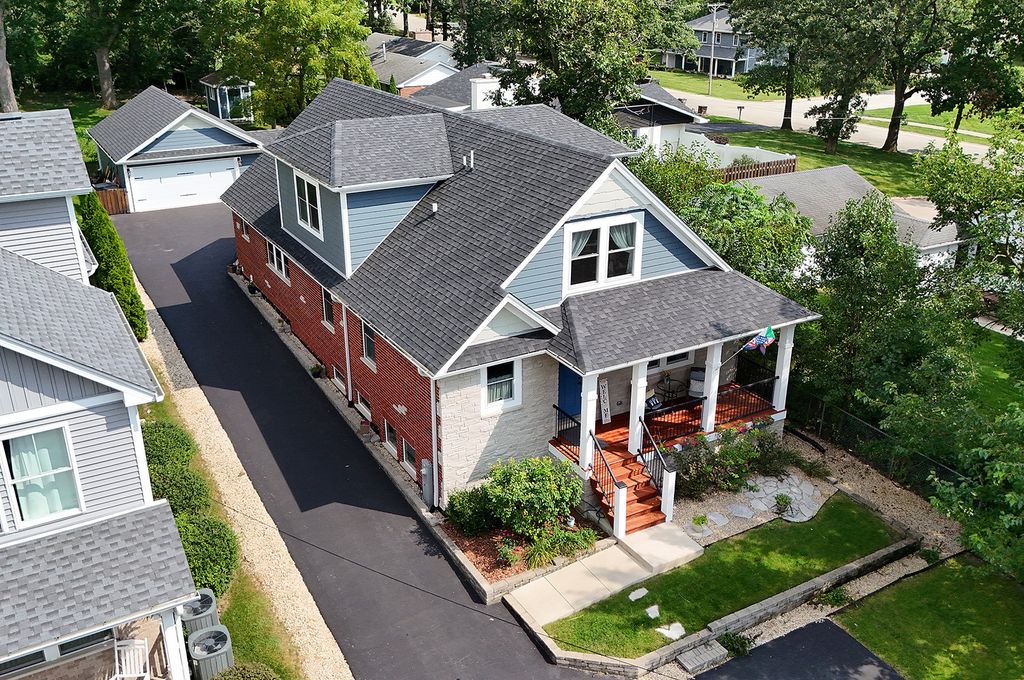 14633 Highland Avenue, Orland Park, IL 60462