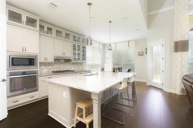 2305 Millbrook LOOP, Leander, TX 78641