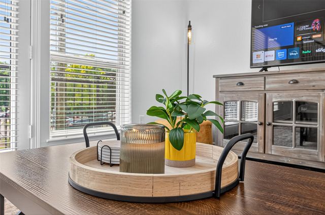 1505 Wentworth Street, Houston, TX 77004