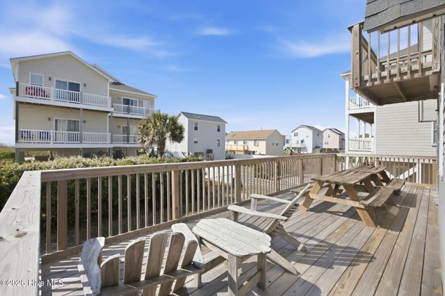 2016 N New River Drive, Surf City, NC 28445