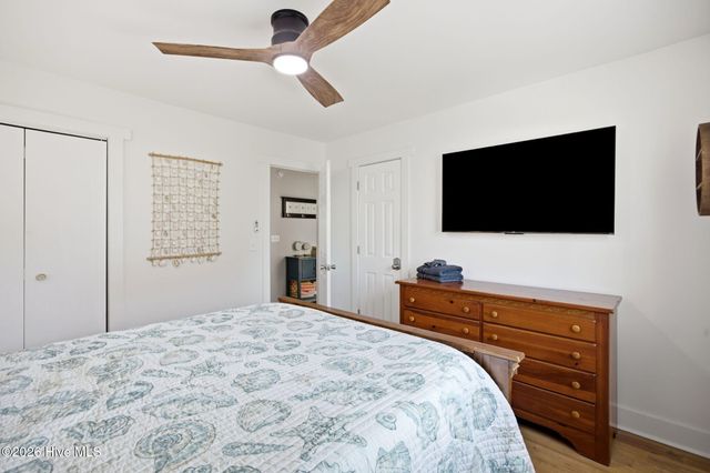 2016 N New River Drive, Surf City, NC 28445