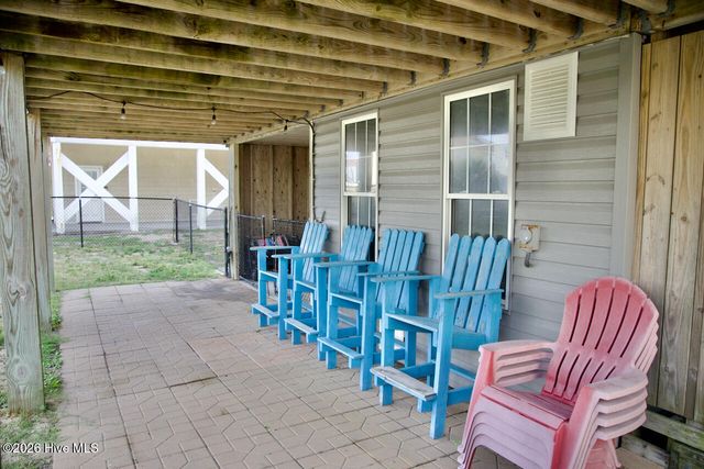 2016 N New River Drive, Surf City, NC 28445