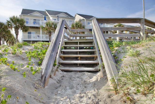2016 N New River Drive, Surf City, NC 28445