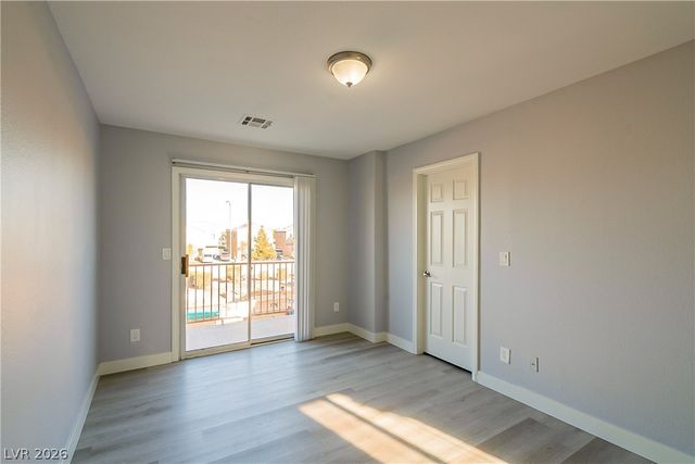 4052 EMERALD WOOD Street, Las Vegas, NV 89115