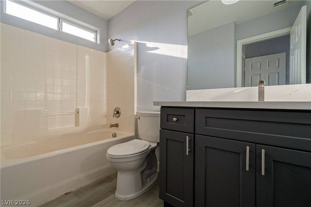4052 EMERALD WOOD Street, Las Vegas, NV 89115