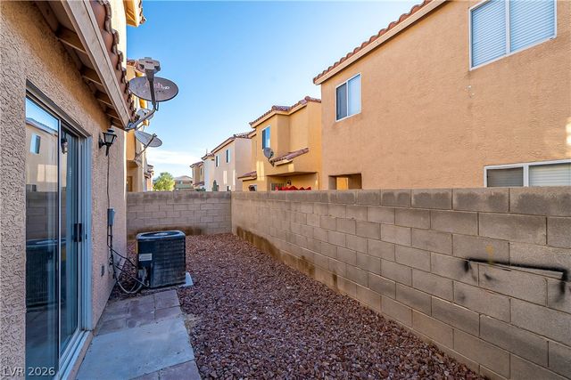 4052 EMERALD WOOD Street, Las Vegas, NV 89115