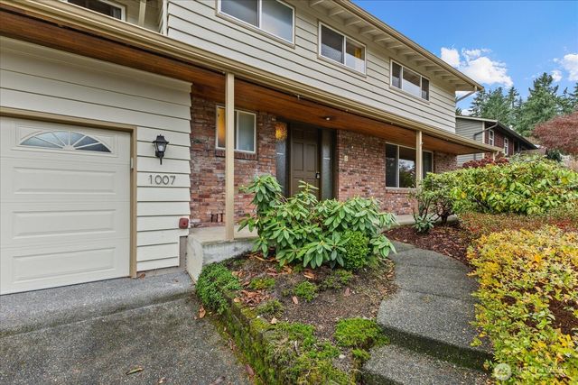 1007 174th Avenue NE, Bellevue, WA 98008