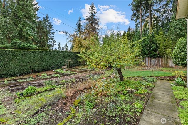1007 174th Avenue NE, Bellevue, WA 98008